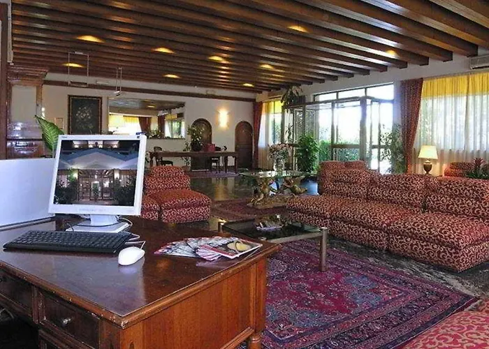 Hotel Pinewood