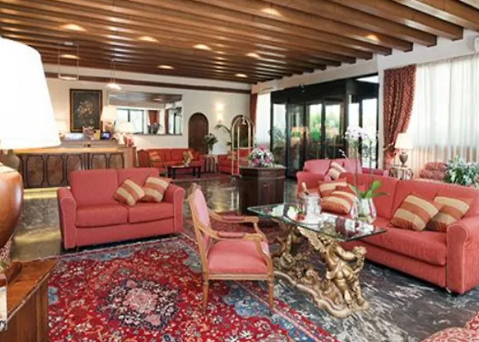 Pinewood 4*