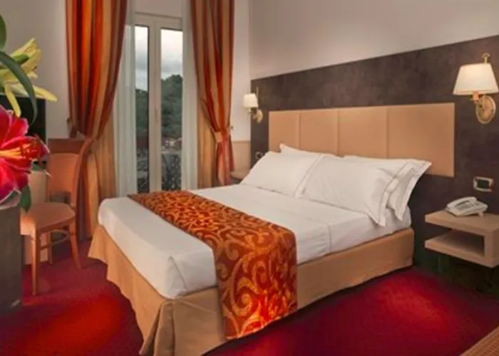 Pinewood Hotel Roma